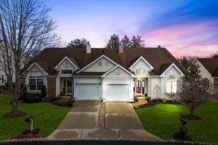 27 Chandler Ct, Monroe Township, NJ 08831 - Photo 1