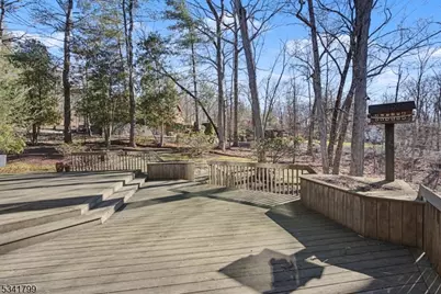115 Hill Hollow Rd, Watchung, NJ 07069 - Photo 4