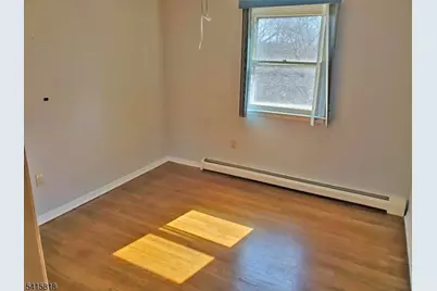 52 Valley View Rd, High Bridge, NJ 08829 - Photo 8