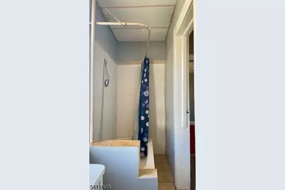 49 Cambridge St #1, East Orange, NJ 07018 - Photo 4