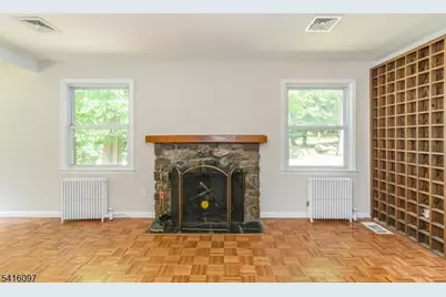 212 N Beverwyck Rd, Parsippany, NJ 07034 - Photo 8