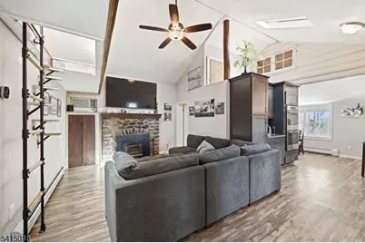 42 Woodside Dr, West Milford Twp., NJ 07480 - Photo 14