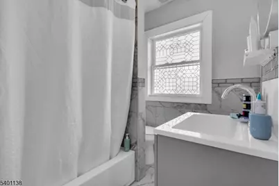 320 Pine St, Roselle, NJ 07203 - Photo 14