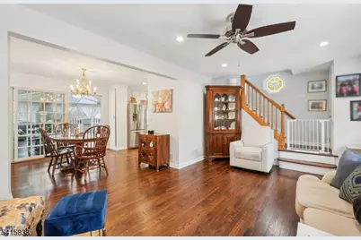 2 White Oak Ln, Wayne, NJ 07470 - Photo 6