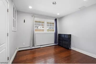 31 Blue Ridge Ave, Green Brook Township, NJ 08812 - Photo 12