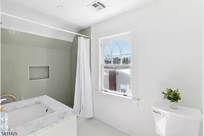 201 Maple Pl, Cranford Township, NJ 07016 - Photo 40