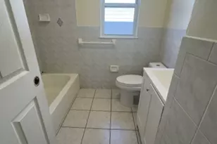 549 Hawthorne Ave Apt, Newark, NJ 07112 - Photo 8