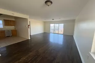 549 Hawthorne Ave Apt, Newark, NJ 07112 - Photo 4