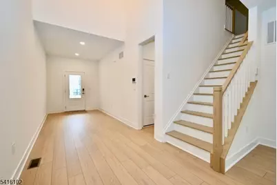 26 Arowana Rd, Randolph Township, NJ 07869 - Photo 2