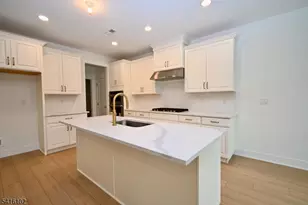 26 Arowana Rd, Randolph Township, NJ 07869 - Photo 8