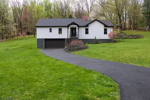 43 Rockport Rd, Wantage, NJ 07461 - Photo 2