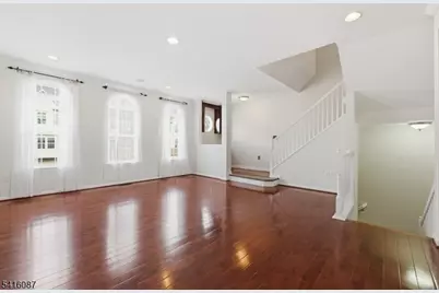 27 Pate Dr, Middletown Twp., NJ 07748 - Photo 10