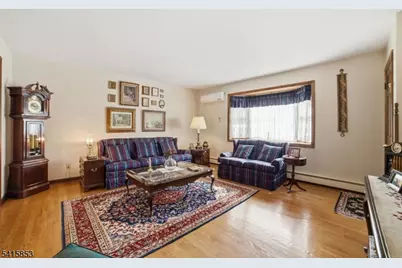 36 Page Dr, Oakland, NJ 07436 - Photo 4
