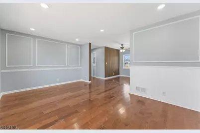 77 Huemmer Ter, Clifton, NJ 07013 - Photo 8