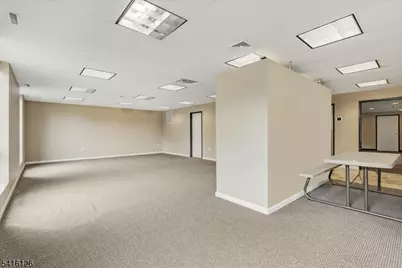 3 Tice Rd, Franklin Lakes, NJ 07417 - Photo 8