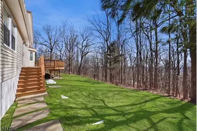 50 Pinewood Cres, Berkeley Heights Township, NJ 07922 - Photo 32