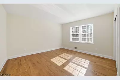 50 Pinewood Cres, Berkeley Heights Township, NJ 07922 - Photo 26