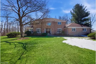 50 Pinewood Cres, Berkeley Heights Township, NJ 07922 - Photo 2