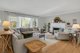 6 Mountainside Dr, Morris Township, NJ 07960 - Photo 4