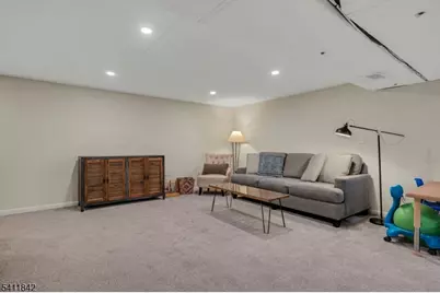 6 Mountainside Dr, Morris Township, NJ 07960 - Photo 24