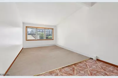 14 Hazard Pl #3C, Elizabeth, NJ 07208 - Photo 4