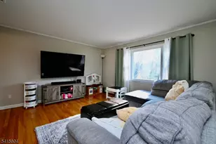 27 Caro Dr, West Milford, NJ 07438 - Photo 6