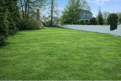 8 Hedges Ave, Chatham, NJ 07928 - Photo 2