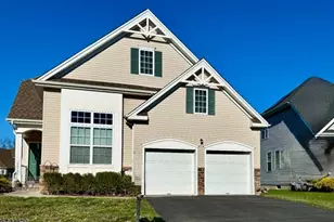 9 Bryant Ct, Franklin Township, NJ 08873 - Photo 1