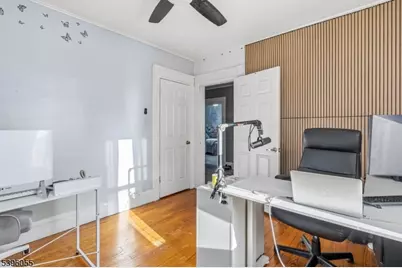 106 W Gibbons St, Linden, NJ 07036 - Photo 14