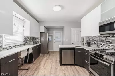 106 W Gibbons St, Linden, NJ 07036 - Photo 10