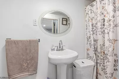 106 W Gibbons St, Linden, NJ 07036 - Photo 24