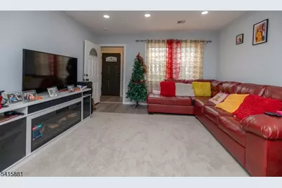 65 Rutgers St, Irvington, NJ 07111 - Photo 4