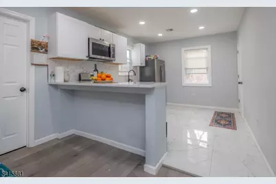 65 Rutgers St, Irvington, NJ 07111 - Photo 6