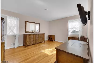 39 Deerfield Rd, Hanover Township, NJ 07981 - Photo 18