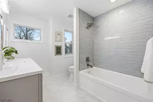 16 Stephen St, Montclair Twp., NJ 07042 - Photo 28