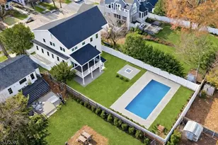 16 Stephen St, Montclair Twp., NJ 07042 - Photo 2