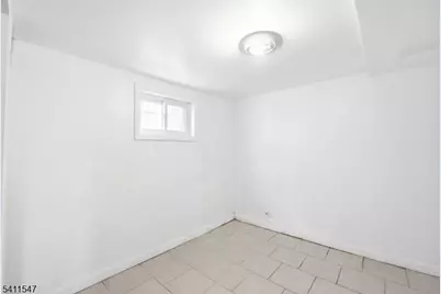 111 Sheridan Ave, Roselle, NJ 07203 - Photo 16