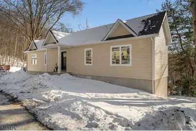 48 Northwood Dr, High Bridge, NJ 08829 - Photo 2