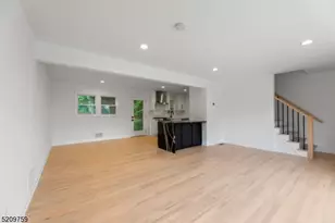 54 Park Terrace, Caldwell, NJ 07006 - Photo 6