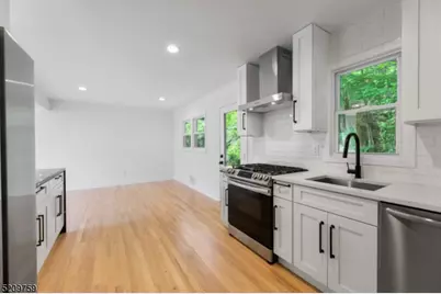 54 Park Ter, Caldwell, NJ 07006 - Photo 10