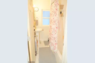 183 N Munn Ave, East Orange, NJ 07017 - Photo 20