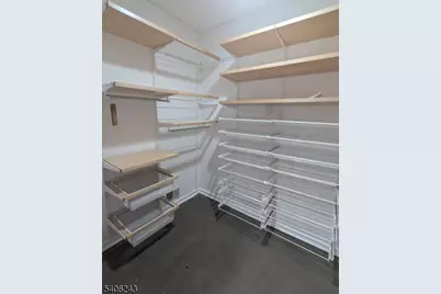 200 Burnett Ave #3, Maplewood, NJ 07040 - Photo 6