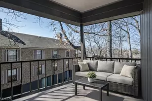 181 Long Hill Rd, Little Falls Township, NJ 07424 - Photo 16