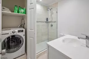 181 Long Hill Rd, Little Falls Township, NJ 07424 - Photo 14