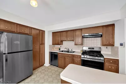 5 Forest Dr, Long Hill Township, NJ 07980 - Photo 8