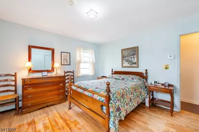 33 Laurel Place, West Caldwell, NJ 07006 - Photo 18