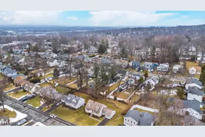 33 Laurel Place, West Caldwell, NJ 07006 - Photo 26