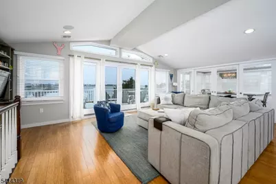 46 W 80th St, Harvey Cedars, NJ 08008 - Photo 10