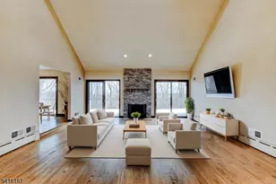 737 Ridge Rd, Kinnelon, NJ 07405 - Photo 4