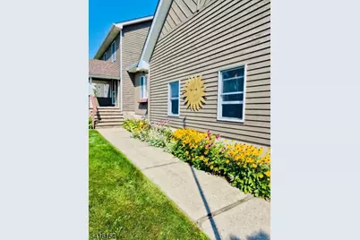 10 Peary Dr, Vernon Twp., NJ 07461 - Photo 40